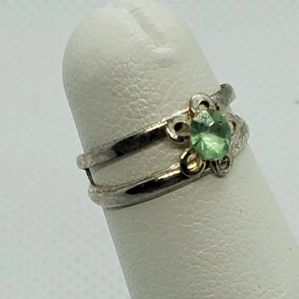 Silver & Green Flower Adjustable Toe Ring